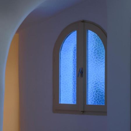 Suite Home Santorini Фира Екстериор снимка