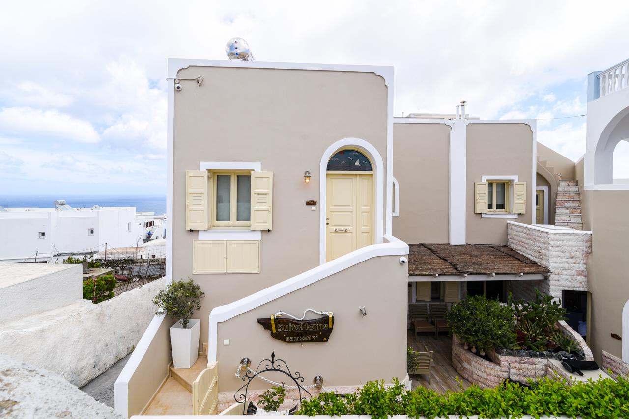 Suite Home Santorini Фира Екстериор снимка