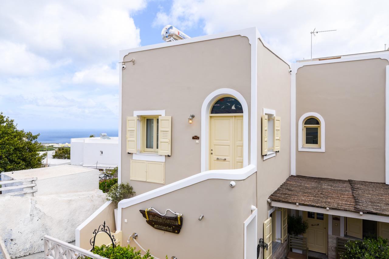 Suite Home Santorini Фира Екстериор снимка