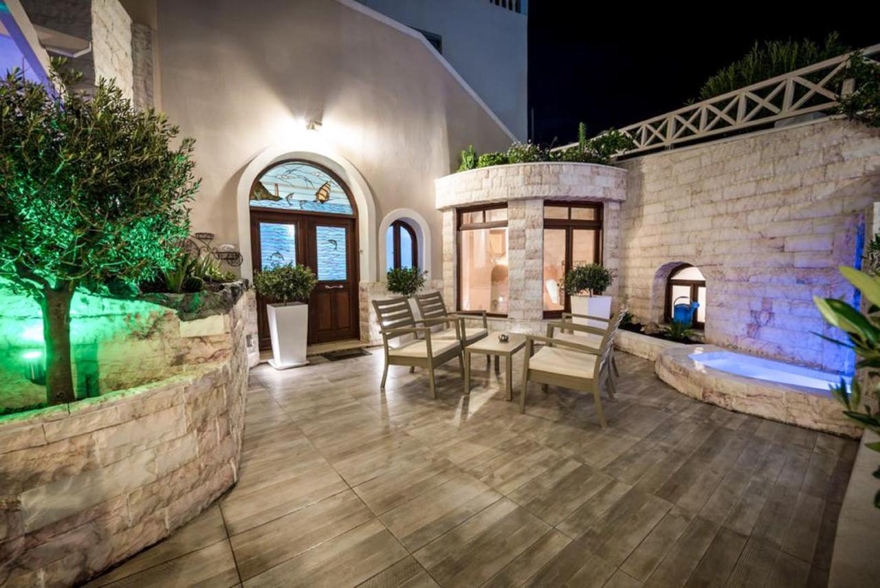 Suite Home Santorini Фира Екстериор снимка
